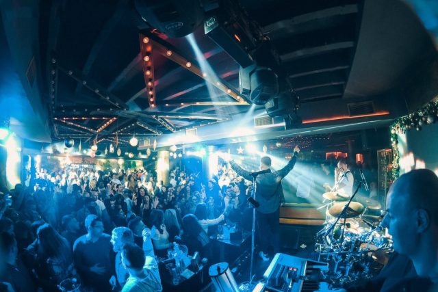 Klub kafana Tarapana